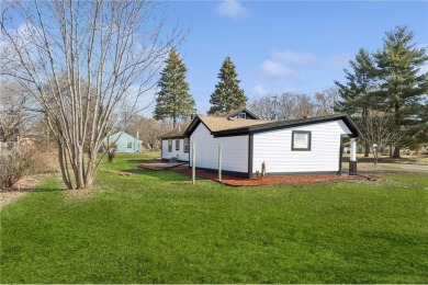 Beautiful remodeled house built on 2 lots. Corner lot. Big attic on Golden Valley Golf and Country Club in Minnesota - for sale on GolfHomes.com, golf home, golf lot