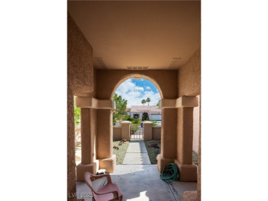 This popular 1,319 sq. ft. 2 bed, 2 bath Lancelot townhouse on Eagle Crest Golf Club in Nevada - for sale on GolfHomes.com, golf home, golf lot