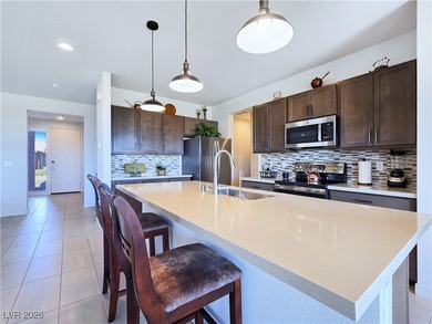 Gorgeous home in the community of Ovation at Mountain Falls on on Mountain Falls Golf Course in Nevada - for sale on GolfHomes.com, golf home, golf lot