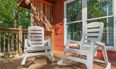 Cozy and comfy cottage located in Central Bella Vista near on Bella Vista Country Club - Berksdale in Arkansas - for sale on GolfHomes.com, golf home, golf lot