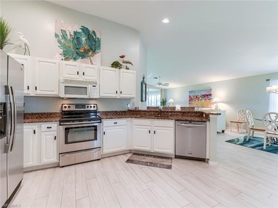 Rarely available Orchid end-unit being sold turnkey-furnished in on Spring Run Golf Club in Florida - for sale on GolfHomes.com, golf home, golf lot