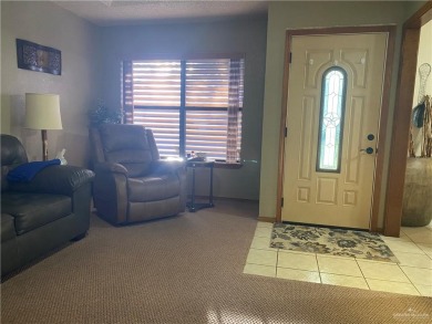 Come see this very well-maintained and clean house.  The on Howling Trails Golf  in Texas - for sale on GolfHomes.com, golf home, golf lot