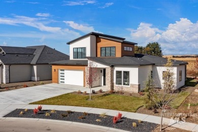 Contemporary home nestled in the highly desirable Legacy on Eagle Legacy Golf Course in Idaho - for sale on GolfHomes.com, golf home, golf lot