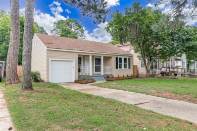 Fully remodeled home in Broadmoor.  Just about everything in on Querbes Park Golf Course in Louisiana - for sale on GolfHomes.com, golf home, golf lot