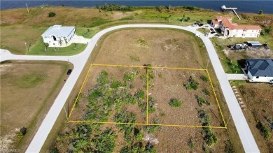 Enjoy a peaceful lifestyle with a slower pace and a beautiful on Rotonda Golf and Country Club - Long Marsh  in Florida - for sale on GolfHomes.com, golf home, golf lot