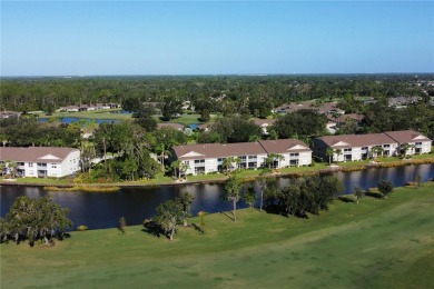 Take a look at this gorgeous, completely updated *Barrington* on Heritage Oaks Golf and Country Club in Florida - for sale on GolfHomes.com, golf home, golf lot