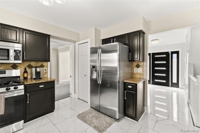**OPEN SUNDAY 9-21-25 11am-2pm** WOW -- With 170 Feet of Golf on Beacon Hill Golf Club in Michigan - for sale on GolfHomes.com, golf home, golf lot