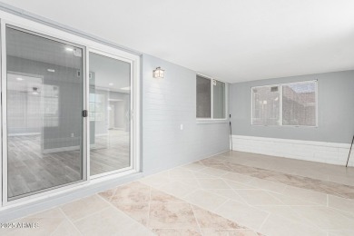 A gorgeous remodeled 3 bed, 2 bath townhouse on a golf course in on Sun City Country Club in Arizona - for sale on GolfHomes.com, golf home, golf lot