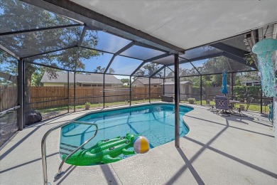 Lake Sarasota POOL Home!!
Welcome to this three-bedroom on Bent Tree Country Club in Florida - for sale on GolfHomes.com, golf home, golf lot