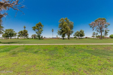 A gorgeous remodeled 3 bed, 2 bath townhouse on a golf course in on Sun City Country Club in Arizona - for sale on GolfHomes.com, golf home, golf lot