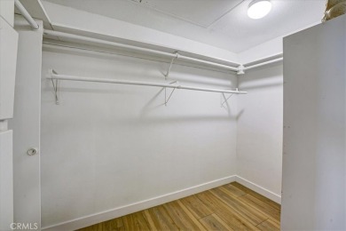 This condo is located in the popular SENIOR community of Laguna on Leisure Village Par 3 Golf Course in California - for sale on GolfHomes.com, golf home, golf lot