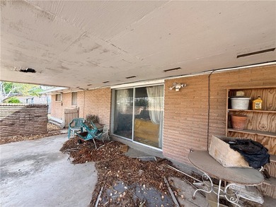 Seize the opportunity rehab this lovely three-bedroom home on Ebony Hills Public Golf Course in Texas - for sale on GolfHomes.com, golf home, golf lot