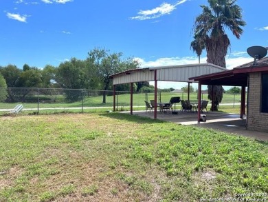 SINGLE STORY HOME WITH HIGH CEILINGS, FAMILY ROOM, 2 EATING on Brownsville Golf Center in Texas - for sale on GolfHomes.com, golf home, golf lot