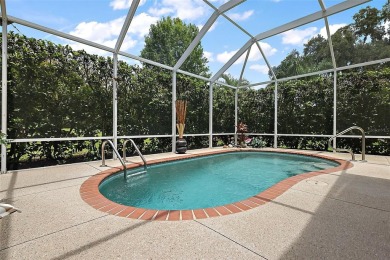 MAGNIFICENT 3/2 TURNKEY(some exceptions) Whispering Pine with on The Links of Spruce Creek in Florida - for sale on GolfHomes.com, golf home, golf lot