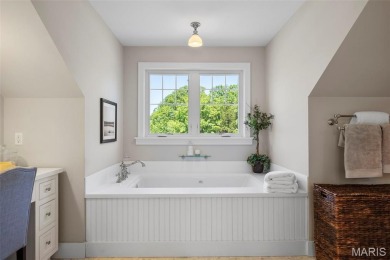 A BRAND NEW ROOF is just one of the many things that makes this on Innsbrook Resort Golf Course in Missouri - for sale on GolfHomes.com, golf home, golf lot