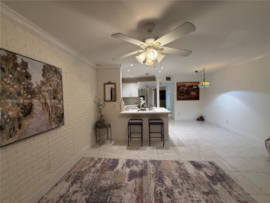 Beautiful One bedroom unit with great updates, move in ready on Sunrise Lakes Phase III in Florida - for sale on GolfHomes.com, golf home, golf lot