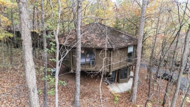 Adorable rental income opportunity in Big Canoe! This Treetopper on Big Canoe Golf Club - Cherokee in Georgia - for sale on GolfHomes.com, golf home, golf lot