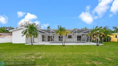 This warm and spacious 3BR 2BR home offers the perfect blend of on Hillcrest Golf and Country Club in Florida - for sale on GolfHomes.com, golf home, golf lot