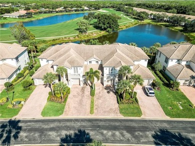 Spacious first floor condo in the highly desirable Oak Hammock on  in Florida - for sale on GolfHomes.com, golf home, golf lot