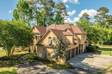 EXCEPTIONAL custom built home in Wynlakes with an oversized 3 on Wynlakes Golf and Country Club in Alabama - for sale on GolfHomes.com, golf home, golf lot