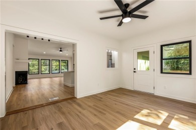 Completely remodeled home in the heart of Bella Vista! Close to on Bella Vista Country Club - Berksdale in Arkansas - for sale on GolfHomes.com, golf home, golf lot