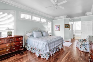 Completely updated 3BR/3.5BA home in sought-after Grand Harbor on Oak Harbor Country Club in Florida - for sale on GolfHomes.com, golf home, golf lot