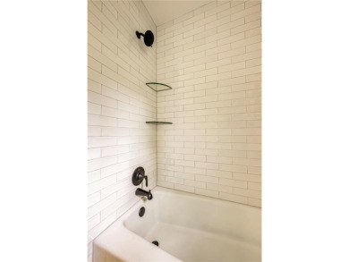 Completely remodeled home in the heart of Bella Vista! Close to on Bella Vista Country Club - Berksdale in Arkansas - for sale on GolfHomes.com, golf home, golf lot