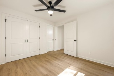 Completely remodeled home in the heart of Bella Vista! Close to on Bella Vista Country Club - Berksdale in Arkansas - for sale on GolfHomes.com, golf home, golf lot