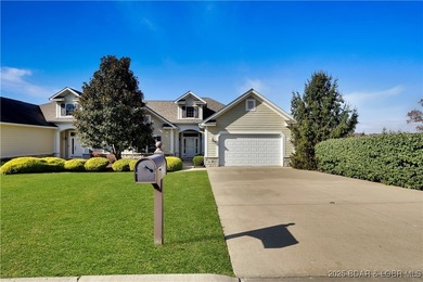 Welcome to Country Club Cove Villas, where maintenance-free on Seasons Ridge At Four Seasons in Missouri - for sale on GolfHomes.com, golf home, golf lot