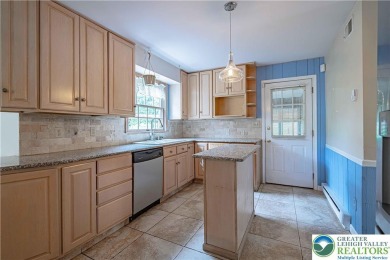 **MULTIPLE OFFERS. H DUE BY 12PM TUESDAY** Welcome to this on Shepherd Hills Golf Club in Pennsylvania - for sale on GolfHomes.com, golf home, golf lot