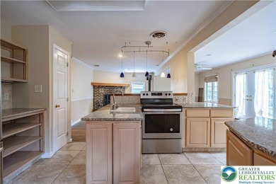 **MULTIPLE OFFERS. H DUE BY 12PM TUESDAY** Welcome to this on Shepherd Hills Golf Club in Pennsylvania - for sale on GolfHomes.com, golf home, golf lot