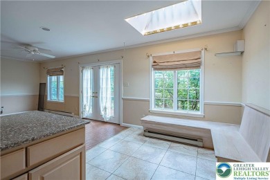 **MULTIPLE OFFERS. H DUE BY 12PM TUESDAY** Welcome to this on Shepherd Hills Golf Club in Pennsylvania - for sale on GolfHomes.com, golf home, golf lot