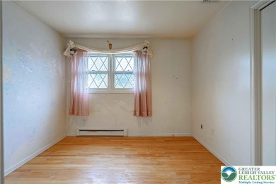 **MULTIPLE OFFERS. H DUE BY 12PM TUESDAY** Welcome to this on Shepherd Hills Golf Club in Pennsylvania - for sale on GolfHomes.com, golf home, golf lot