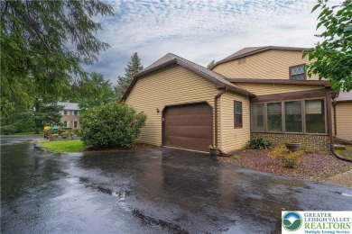 **MULTIPLE OFFERS. H DUE BY 12PM TUESDAY** Welcome to this on Shepherd Hills Golf Club in Pennsylvania - for sale on GolfHomes.com, golf home, golf lot