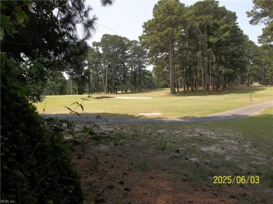 Well maintained brick ranch with a short walk between the hedges on Cypress Cove Country Club in Virginia - for sale on GolfHomes.com, golf home, golf lot