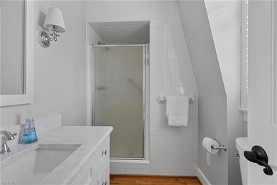 Welcome to the cutest home on Braywood! This charming and on Kingsmill Resort and Golf Club in Virginia - for sale on GolfHomes.com, golf home, golf lot