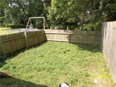 Well maintained brick ranch with a short walk between the hedges on Cypress Cove Country Club in Virginia - for sale on GolfHomes.com, golf home, golf lot