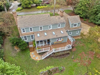 Welcome to the cutest home on Braywood! This charming and on Kingsmill Resort and Golf Club in Virginia - for sale on GolfHomes.com, golf home, golf lot