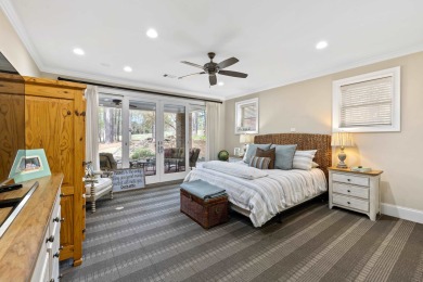 Don't miss this well cared for 4 sided brick home overlooking on Reynolds Lake Oconee - The Oconee in Georgia - for sale on GolfHomes.com, golf home, golf lot