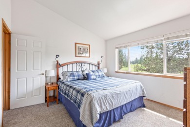 Enjoy the best of Eagle Crest Resort in this furnished turn-key on Eagle Crest Golf Resort - Resort Course in Oregon - for sale on GolfHomes.com, golf home, golf lot
