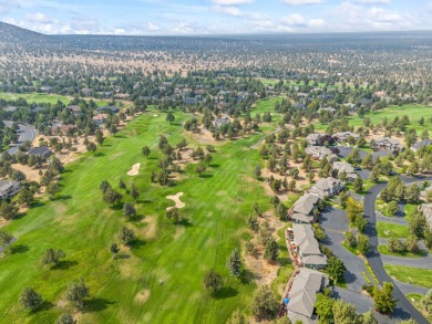 Enjoy the best of Eagle Crest Resort in this furnished turn-key on Eagle Crest Golf Resort - Resort Course in Oregon - for sale on GolfHomes.com, golf home, golf lot