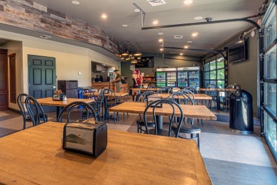 Enjoy the best of Eagle Crest Resort in this furnished turn-key on Eagle Crest Golf Resort - Resort Course in Oregon - for sale on GolfHomes.com, golf home, golf lot