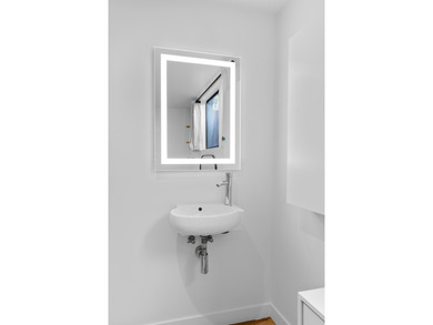 Natural Lighting Starlight home has been fully renovated to on Bloomington Country Club in Utah - for sale on GolfHomes.com, golf home, golf lot