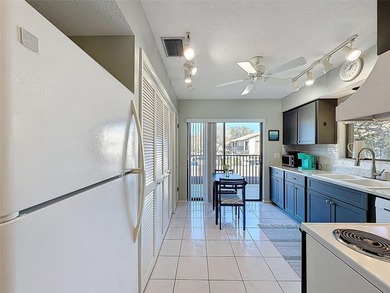 Under contract-accepting backup offers. Welcome to easy Florida on Beacon Woods Golf Club in Florida - for sale on GolfHomes.com, golf home, golf lot