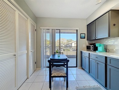 Under contract-accepting backup offers. Welcome to easy Florida on Beacon Woods Golf Club in Florida - for sale on GolfHomes.com, golf home, golf lot