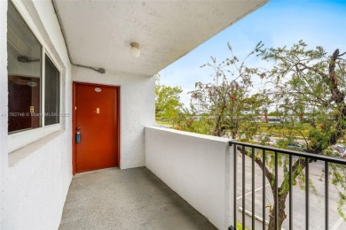 Spacious 2-bed, 1.5-bath condo in Fairways of Tamarac 55+ on Colony West Country Club in Florida - for sale on GolfHomes.com, golf home, golf lot