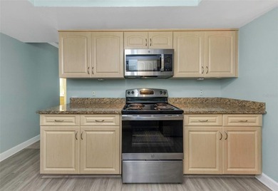 * * BEAUTIFUL UPDATED - MOVE IN READY HOME * *  Located in the on Highland Lakes Executive Golf Course in Florida - for sale on GolfHomes.com, golf home, golf lot