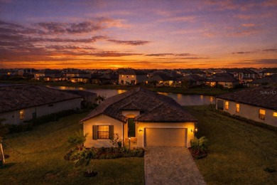 If you've been waiting for a homesite that truly stands apart -- on Lakewood National Golf Club in Florida - for sale on GolfHomes.com, golf home, golf lot