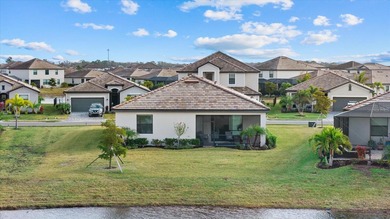 If you've been waiting for a homesite that truly stands apart -- on Lakewood National Golf Club in Florida - for sale on GolfHomes.com, golf home, golf lot