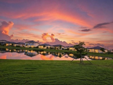 If you've been waiting for a homesite that truly stands apart -- on Lakewood National Golf Club in Florida - for sale on GolfHomes.com, golf home, golf lot